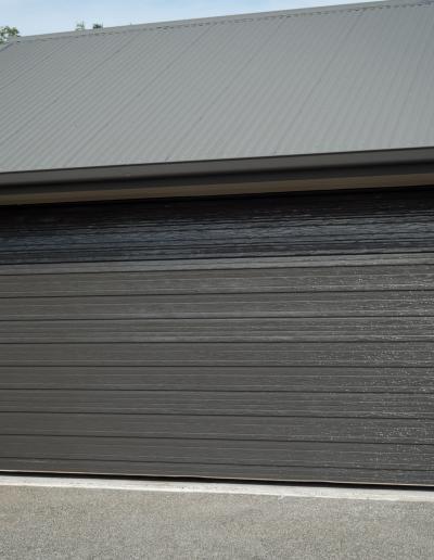 Full front view showing excellent depth after reconditioning product applied